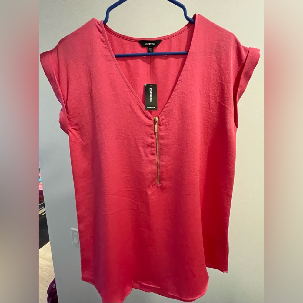 Express Women's Bright Pink V-Neck Blouse, NWT, Medium